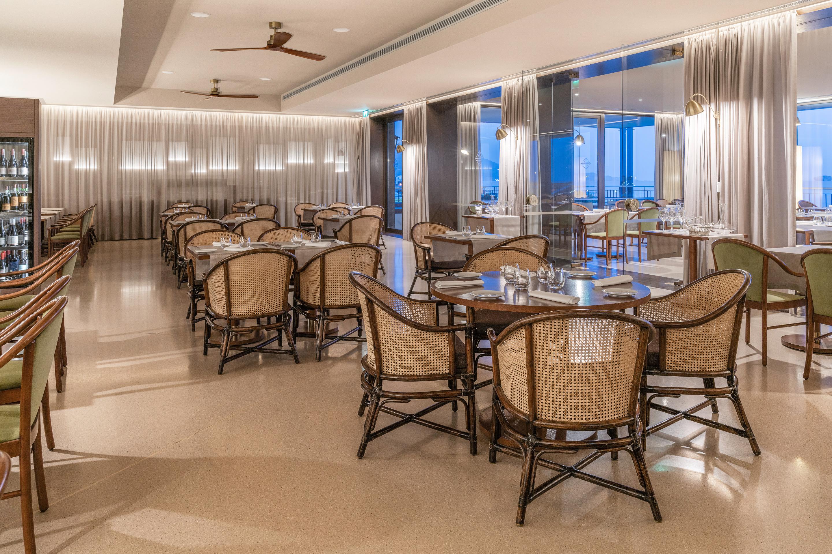 Grand Hotel Acores Atlantico Ponta Delgada  Bagian luar foto The restaurant