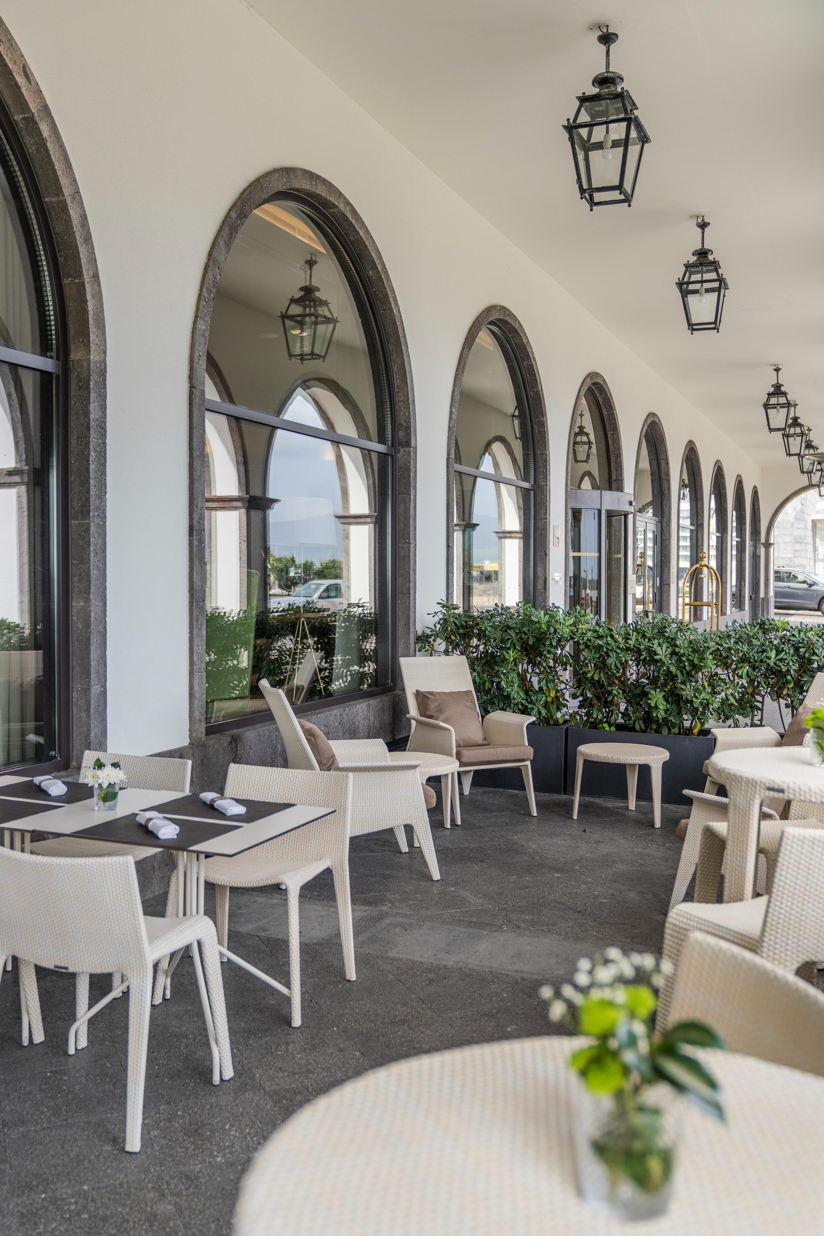 Grand Hotel Acores Atlantico Ponta Delgada  Bagian luar foto The restaurant